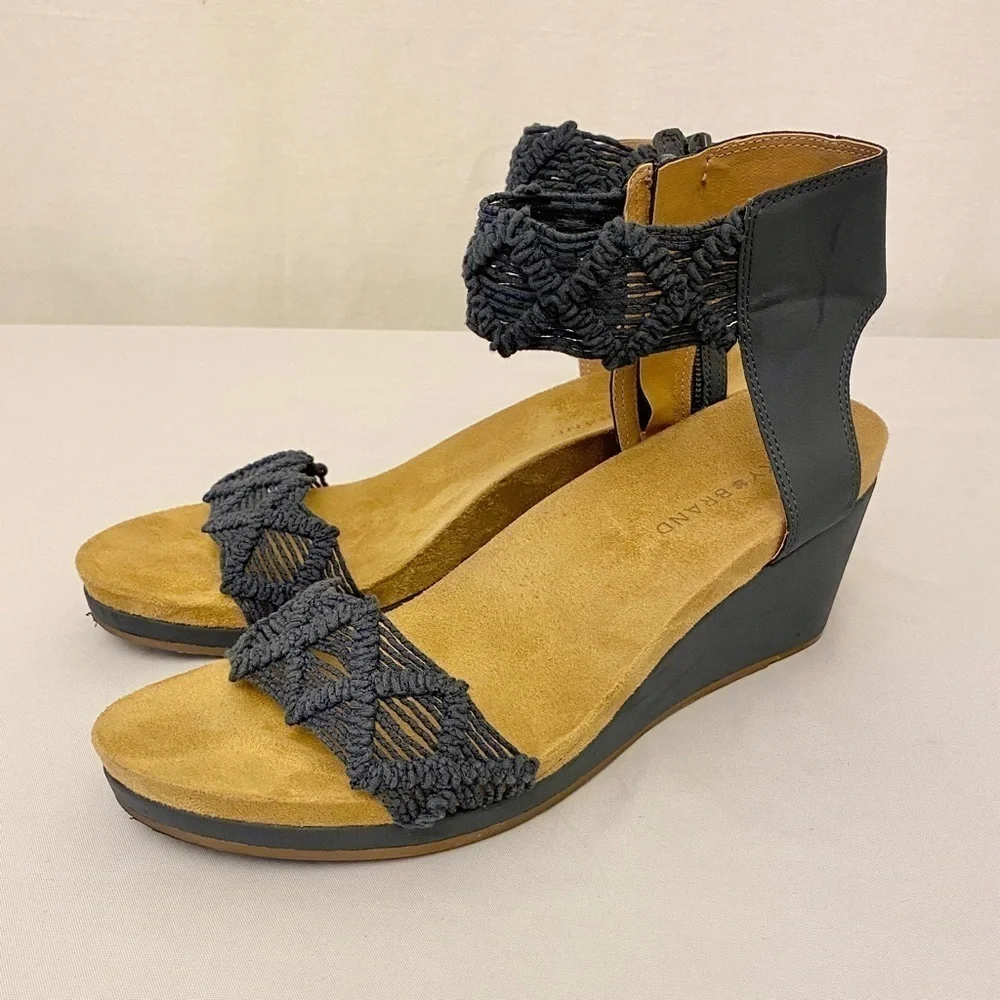 Lucky Brand Kierlo Wedge Sandals Macramé Heels Comfort Shoes Blue Size 9.5
